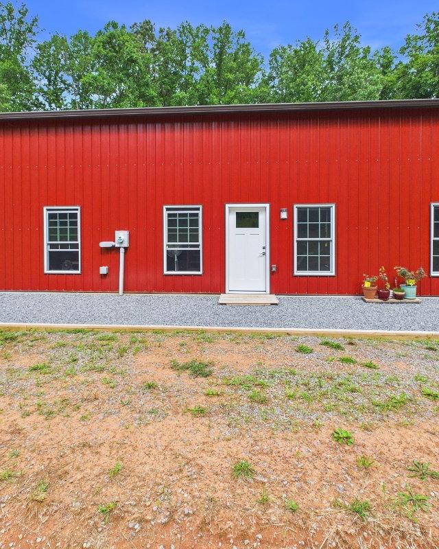 METAL GARAGE / TINY HOME
